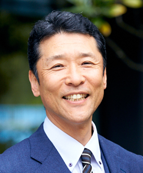 石山 真実 氏