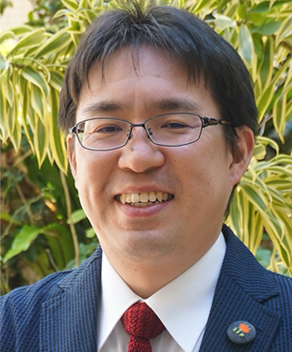 白井 旬氏